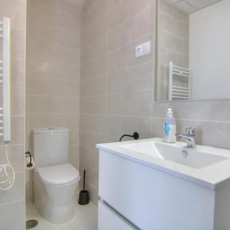 Nuevo Con Piscina - Calpebeach