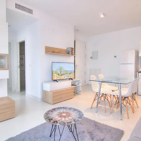 Nuevo Con Piscina - Calpebeach Apartment *