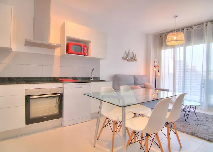 Nuevo Con Piscina - Calpebeach